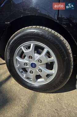 Минивэн Ford Tourneo Custom 2013 в 