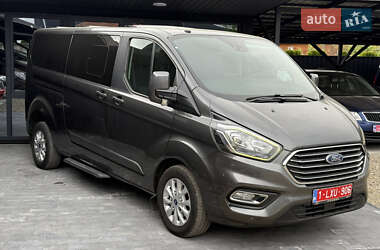Минивэн Ford Tourneo Custom 2018 в 