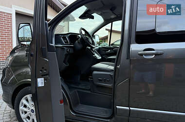 Мінівен Ford Tourneo Custom 2023 в 