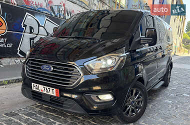 Мінівен Ford Tourneo Custom 2021 в 
