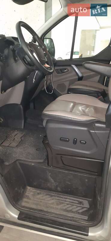 Мінівен Ford Tourneo Custom 2013 в Києві