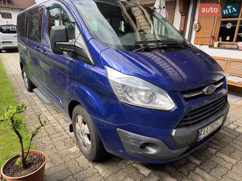 Мінівен Ford Tourneo Custom 2015 в Києві