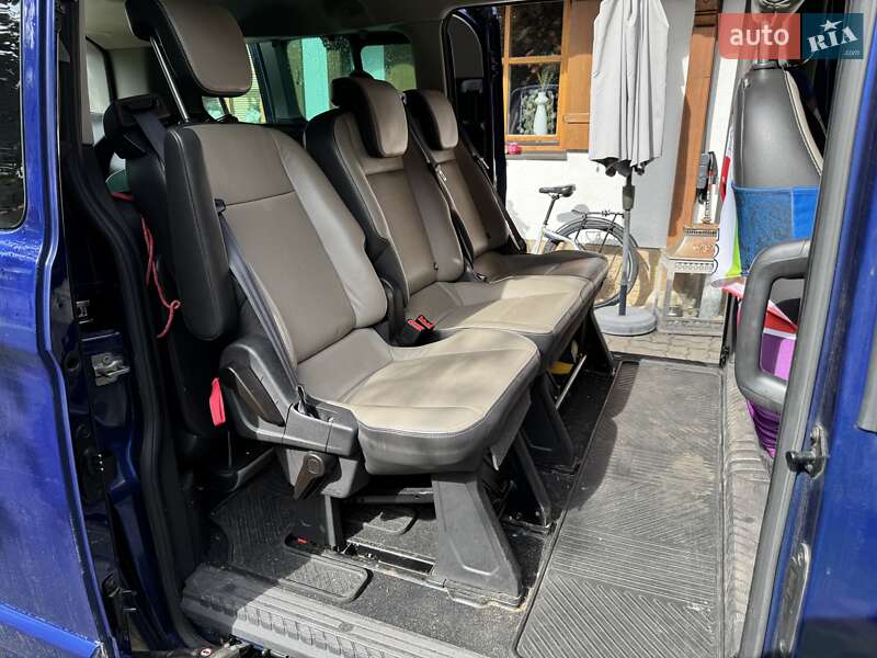 Мінівен Ford Tourneo Custom 2015 в Києві
