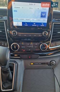 Минивэн Ford Tourneo Custom 2021 в 