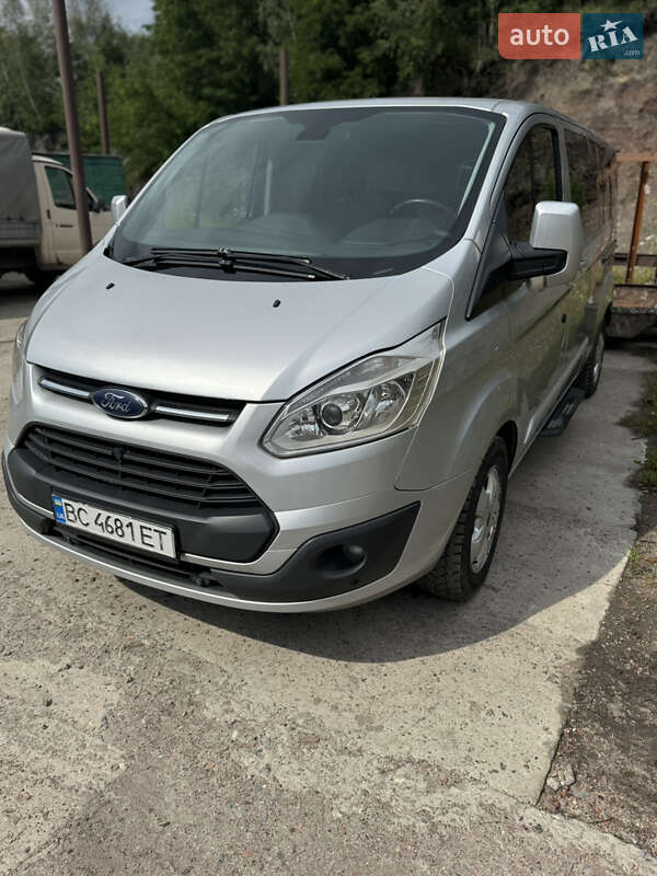 Мінівен Ford Tourneo Custom 2016 в Львові
