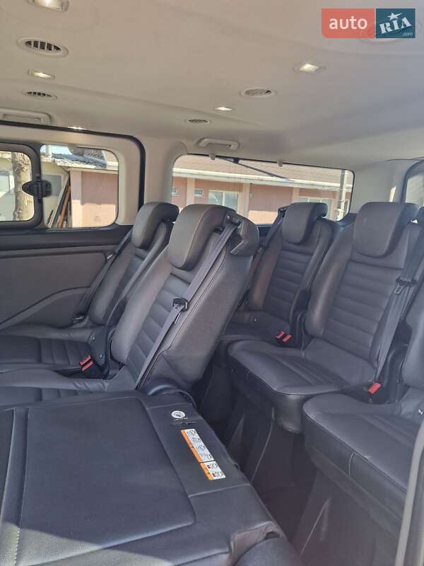 Мінівен Ford Tourneo Custom 2018 в Чернівцях