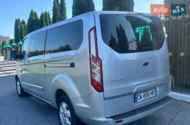 Минивэн Ford Tourneo Custom 2016 в 