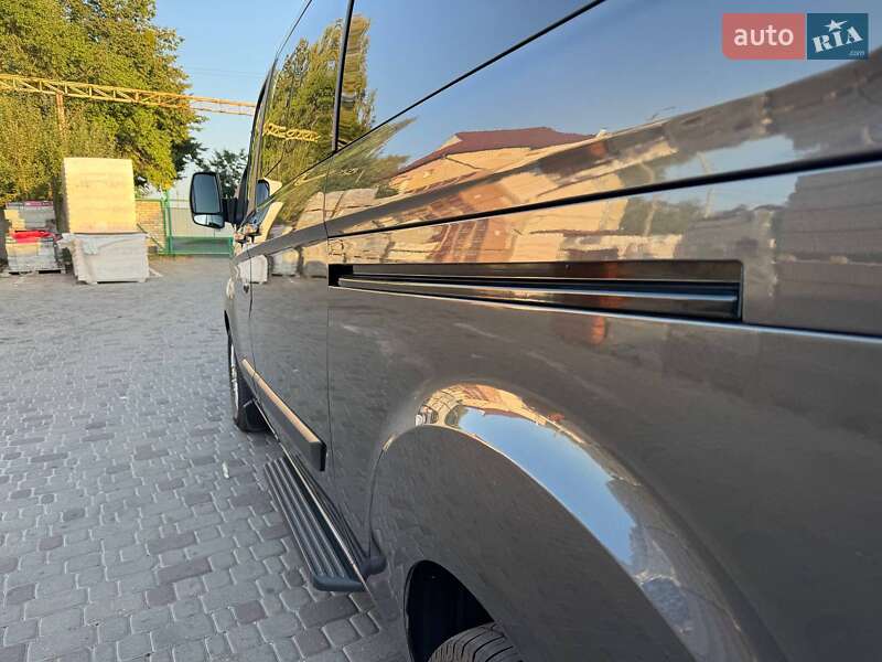 Минивэн Ford Tourneo Custom 2023 в Ровно