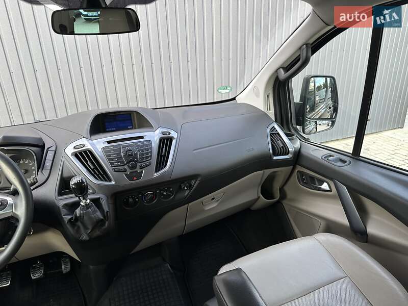 Мінівен Ford Tourneo Custom 2015 в Мукачевому фото 24 Мінівен Ford Tourneo Custom 2015 в Мукачевому