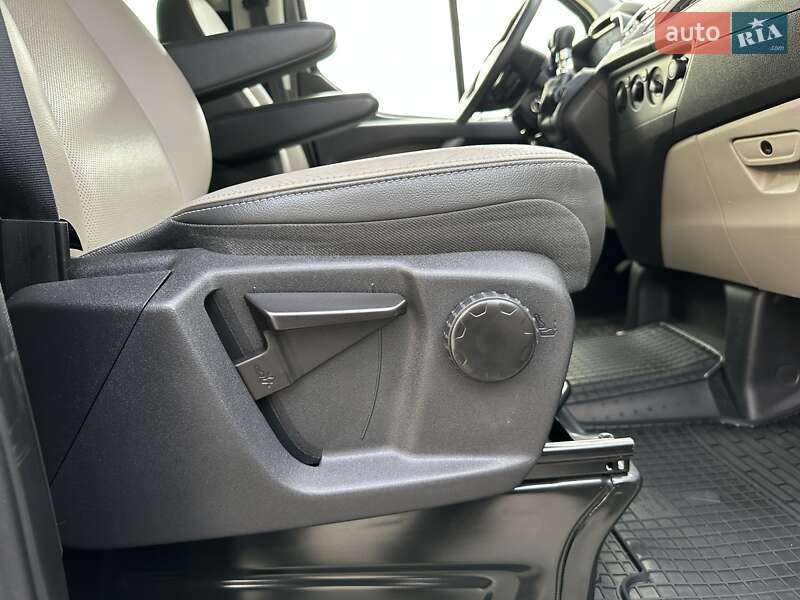 Мінівен Ford Tourneo Custom 2015 в Мукачевому фото 29 Мінівен Ford Tourneo Custom 2015 в Мукачевому