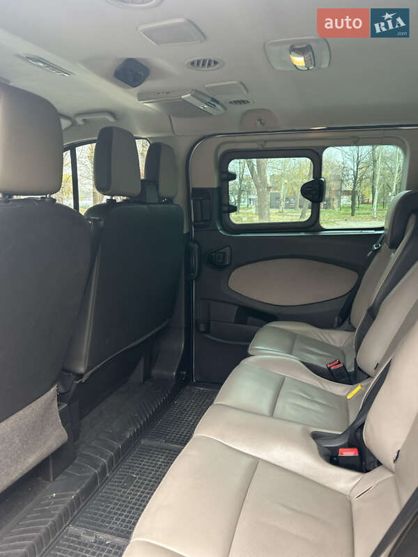 Минивэн Ford Tourneo Custom 2015 в Запорожье
