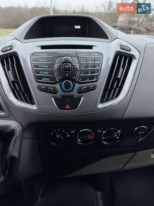 Минивэн Ford Tourneo Custom 2016 в Ровно