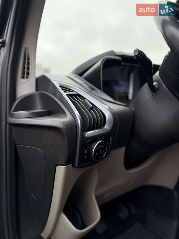 Мінівен Ford Tourneo Custom 2013 в Рівному фото 24 Мінівен Ford Tourneo Custom 2013 в Рівному