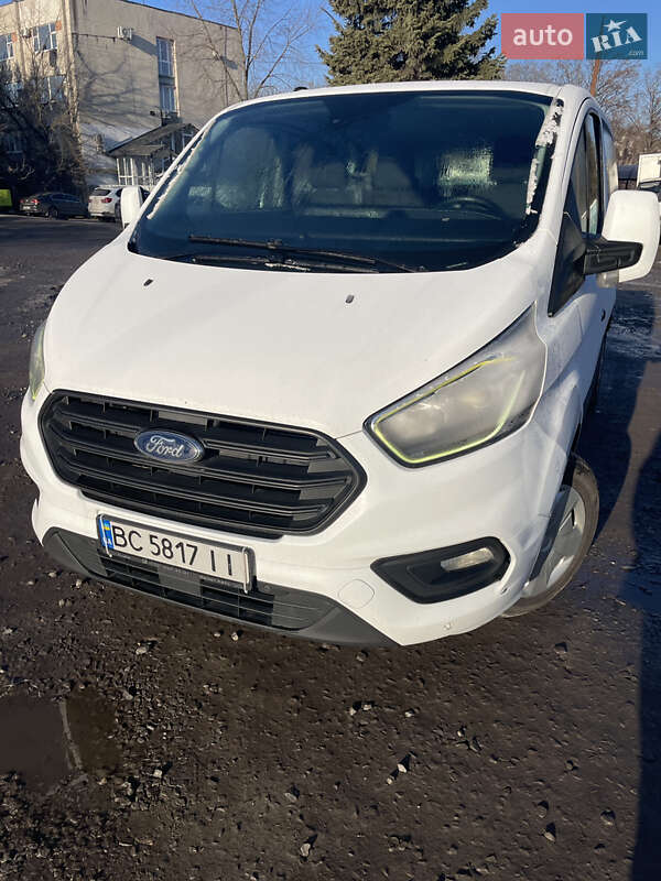 Минивэн Ford Tourneo Custom 2019 в Львове
