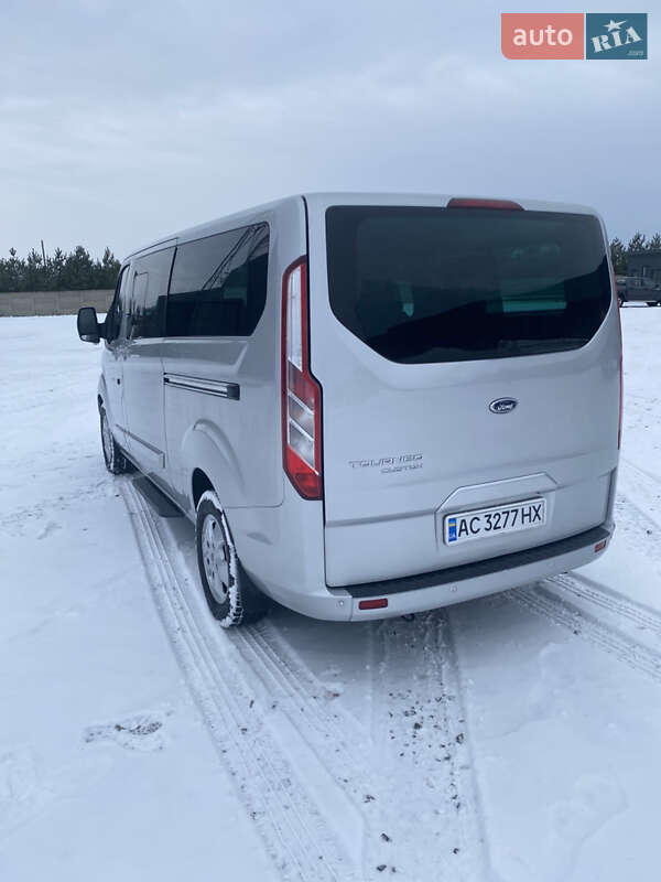 Минивэн Ford Tourneo Custom 2016 в Луцке