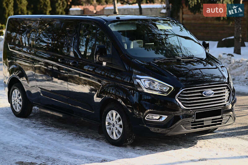 Ford Tourneo Custom 2019