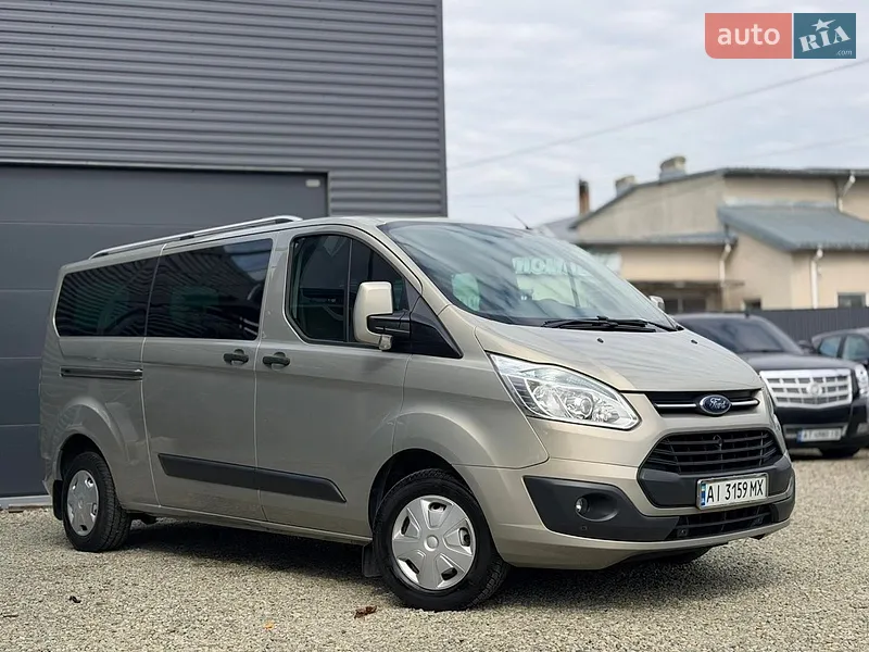 Ford Tourneo Custom