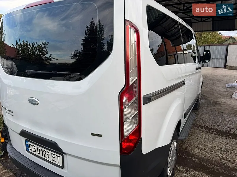 Ford Tourneo Custom