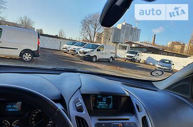 Грузопассажирский фургон Ford Transit Connect 2015 в 