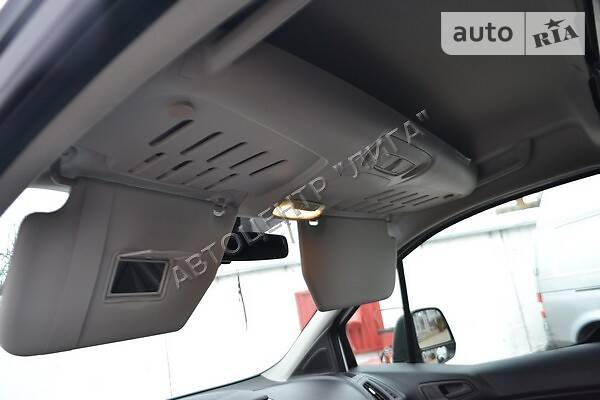 Вантажопасажирський фургон Ford Transit Connect 2015 в Хмельницькому
