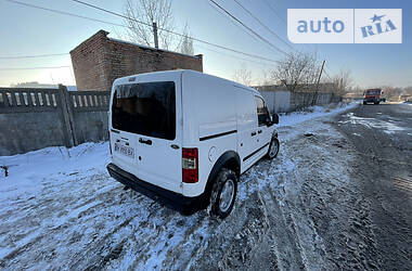 Грузопассажирский фургон Ford Transit Connect 2004 в Виннице