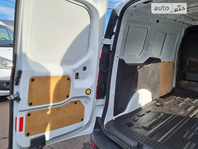 Вантажний фургон Ford Transit Connect 2017 в Одесі