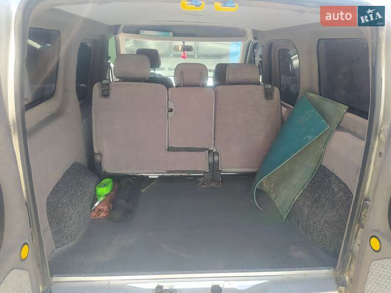 Ford Transit Connect 2005
