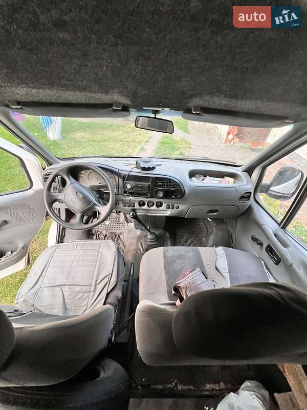 Мінівен Ford Transit Connect 2002 в Шишаках