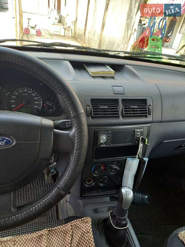 Мінівен Ford Transit Connect 2006 в Виноградові