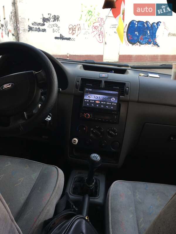 Минивэн Ford Transit Connect 2004 в Одессе