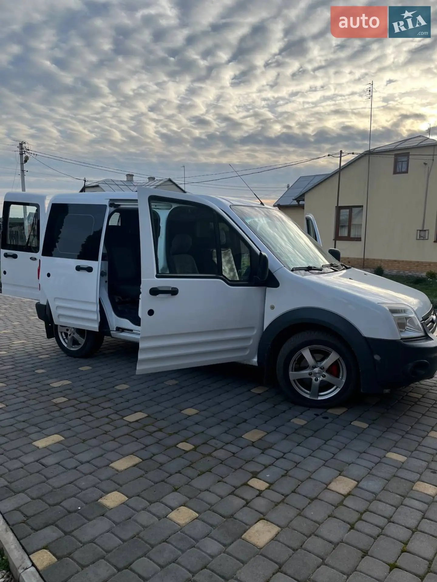 2010 Ford Transit Connect - мініатюра 10