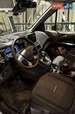 Минивэн Ford Transit Connect 2022 в 