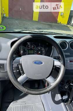Вантажний фургон Ford Transit Connect 2011 в 