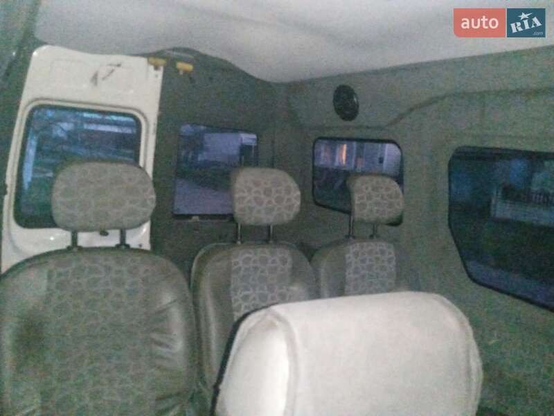 Минивэн Ford Transit Connect 2009 в Глухове