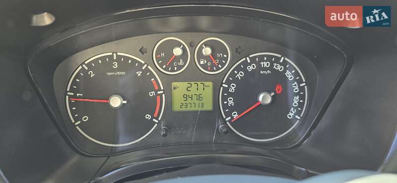 Мінівен Ford Transit Connect 2010 в Києві