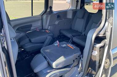 Минивэн Ford Transit Connect 2018 в 