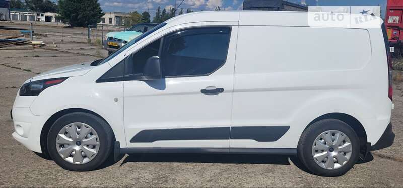 Вантажний фургон Ford Transit Connect 2016 в Світловодську