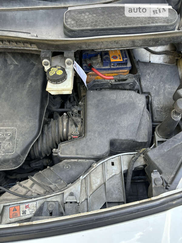 Грузовой фургон Ford Transit Connect 2015 в Ровно фото 22 Грузовой фургон Ford Transit Connect 2015 в Ровно