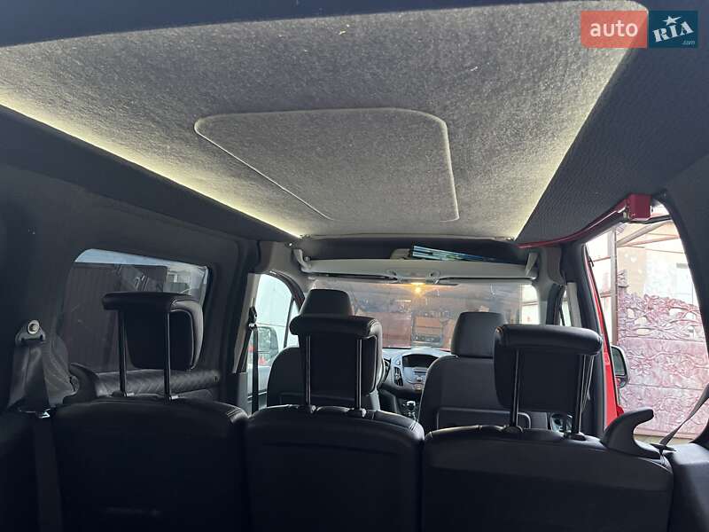 Мінівен Ford Transit Connect 2016 в Дніпрі