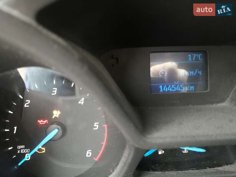 Вантажопасажирський фургон Ford Transit Connect 2015 в Києві
