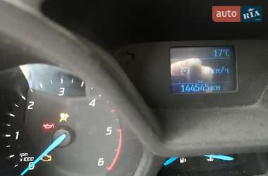 Вантажопасажирський фургон Ford Transit Connect 2015 в 