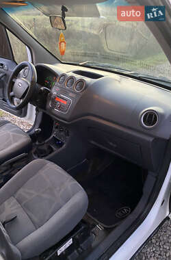 Вантажний фургон Ford Transit Connect 2009 в Хусті