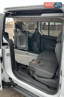 Мінівен Ford Transit Connect 2015 в 
