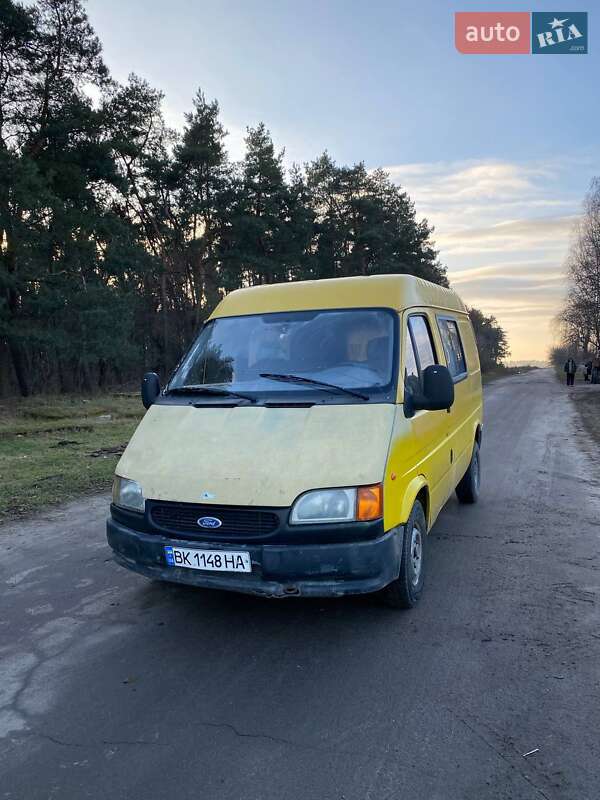 Мінівен Ford Transit Connect 2002 в Луцьку