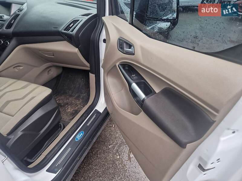 Мінівен Ford Transit Connect 2015 в Запоріжжі