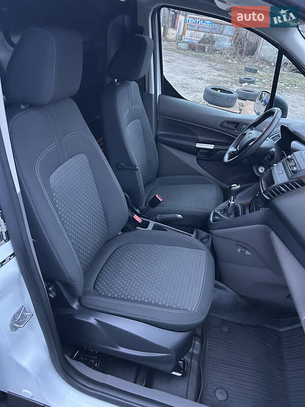 Вантажний фургон Ford Transit Connect 2020 в Ніжині