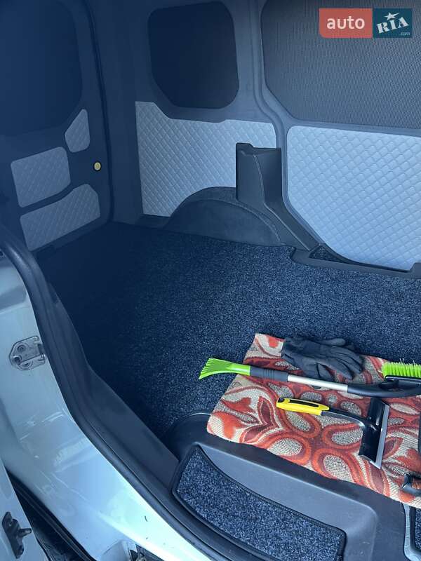 Вантажний фургон Ford Transit Connect 2013 в Житомирі