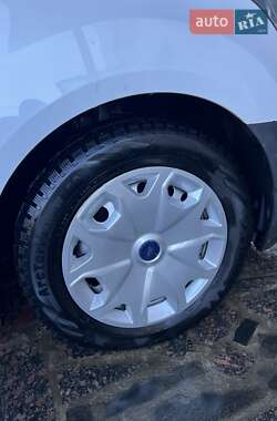 Грузовой фургон Ford Transit Connect 2013 в 