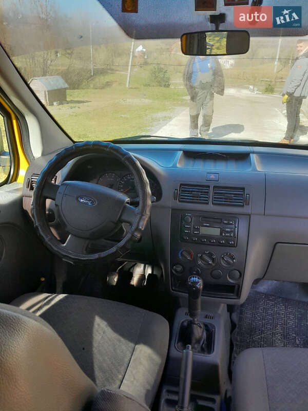 Минивэн Ford Transit Connect 2005 в Сколе фото 6 Минивэн Ford Transit Connect 2005 в Сколе