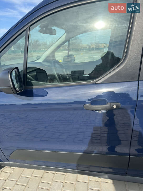 Минивэн Ford Transit Connect 2019 в Киеве